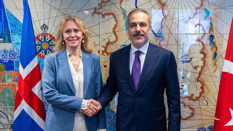 Dışişleri Bakanı Hakan Fidan, İzlanda Dışişleri Bakanı ile bir ortaya geldi