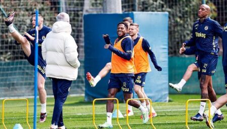 Fenerbahçe, Sivasspor maçının hazırlıklarını sürdürdü