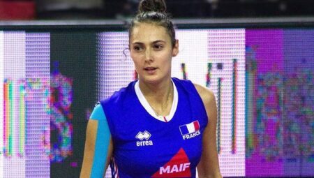 Göztepe Fransız smaçör Amelie Rotar’i transfer etti