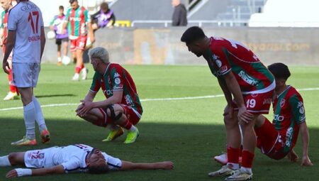 Karşıyaka’ya 10 futbolcudan ihtar