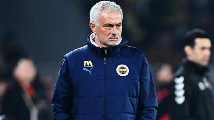 Mourinho’ya 3’e karşı 4 oyla 3 maç ceza!