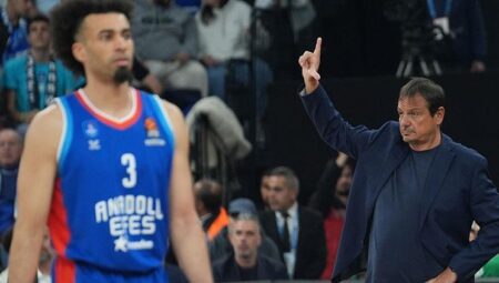 Anadolu Efes 77-81 Panathinaikos Aktor (EuroLeague)