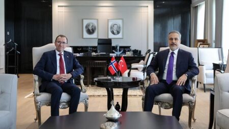 Dışişleri Bakanı Hakan Fidan Norveçli mevkidaşı ile görüştü