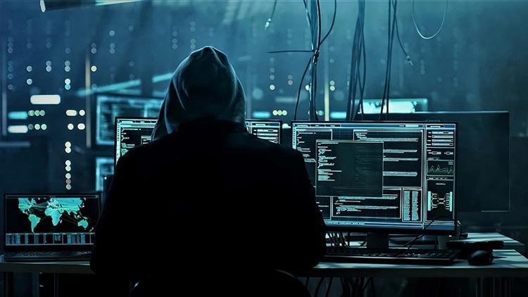 FBI raporu açıklandı: Dolandırıcılara 16 milyar kaptırıldı