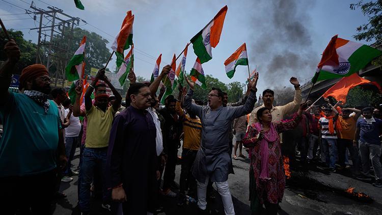 Hindistan ve Pakistan ortasında tansiyon tırmanıyor: Yeni Delhi akınlardan komşusunu sorumlu tuttu