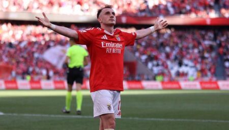 Kerem Aktürkoğlu yıldızlaştı, Benfica gol oldu yağdı!