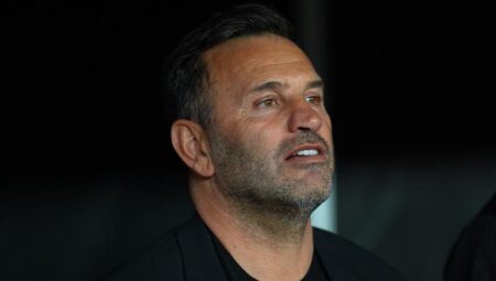 Okan Buruk: ‘Hiçbir şey bitmedi, tıpkı ciddiyetle devam etmeliyiz’