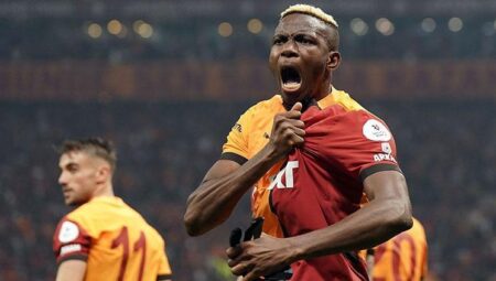 Osimhen rekor için alana çıkıyor!