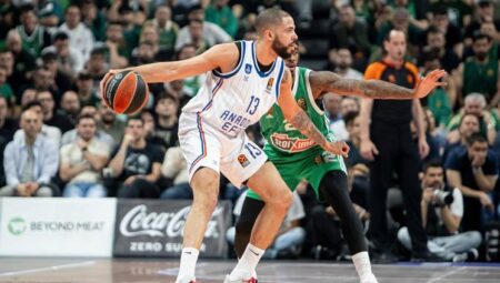 Panathinaikos Aktor 76-79 Anadolu Efes (Euroleague play-off turu)