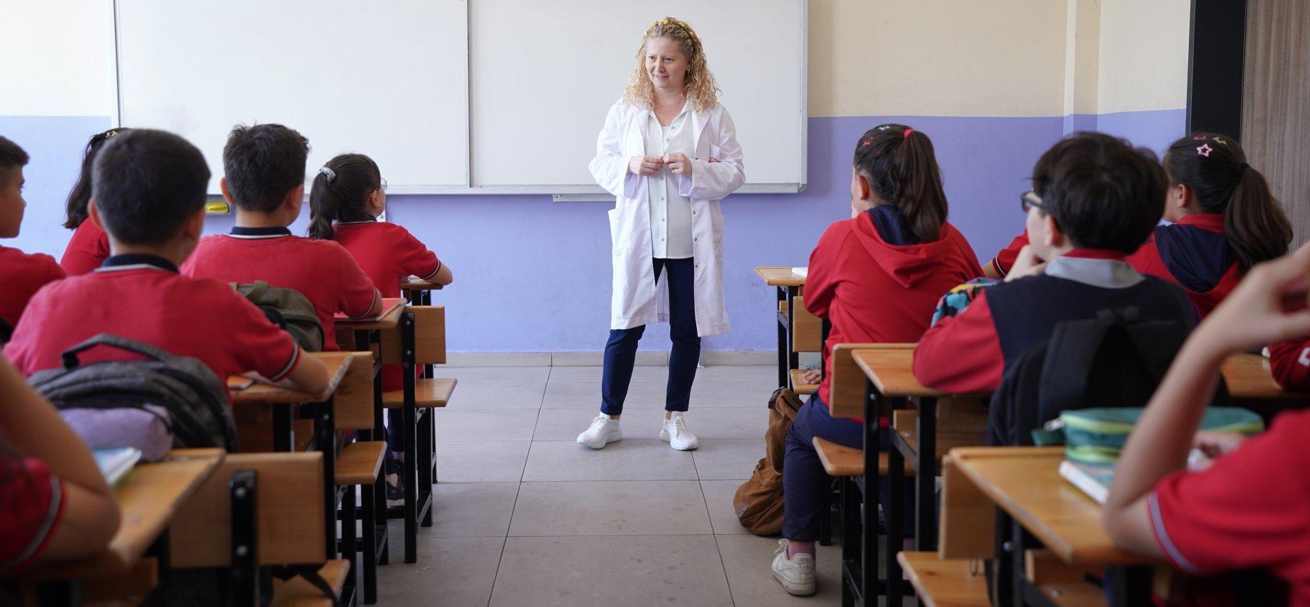 Pazartesi birinci ders ‘Afet Farkındalığı Eğitimi’