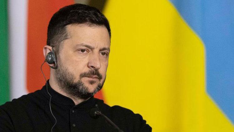 Zelenski’den ortalığı karıştıracak sav: Ruslar Kuzey Kore’de üretilen bir balistik füze kullandılar