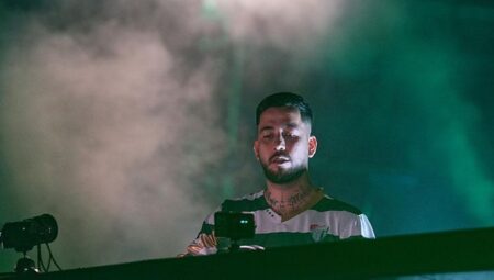 DJ Mahmut Orhan, Bursaspor faydasına binlerce bireye konser verdi!