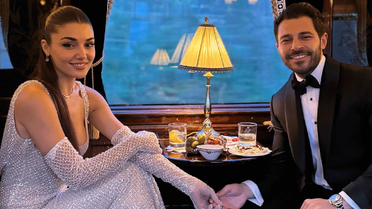 Evlilik teklifi Orient Express’te mi geldi! Hande Erçel ve sevgilisi Hakan Sabancı’nın romantik tatili…