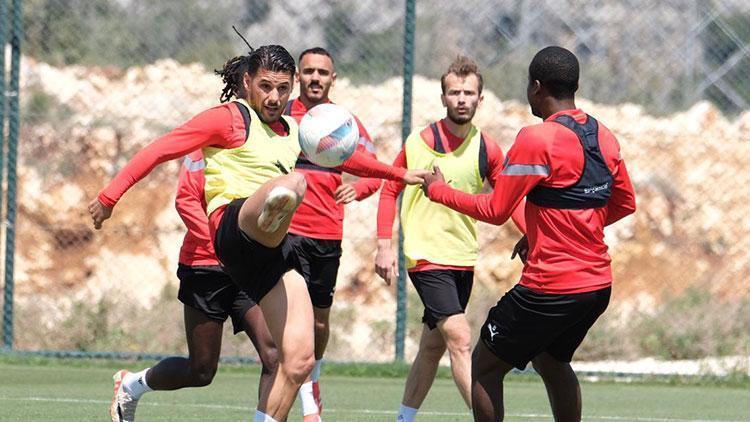 Hatayspor 3 eksikle Başakşehir’i ağırlayacak