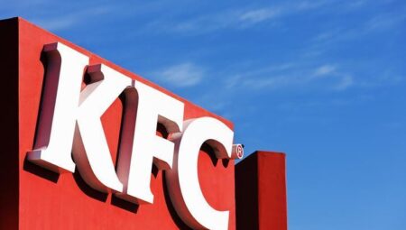 KFC ve Pizza Hut tekrar ne vakit açılacak? Dört aydır kapalı olan KFC ve Pizza Hut Türkiye’ye geri dönüyor