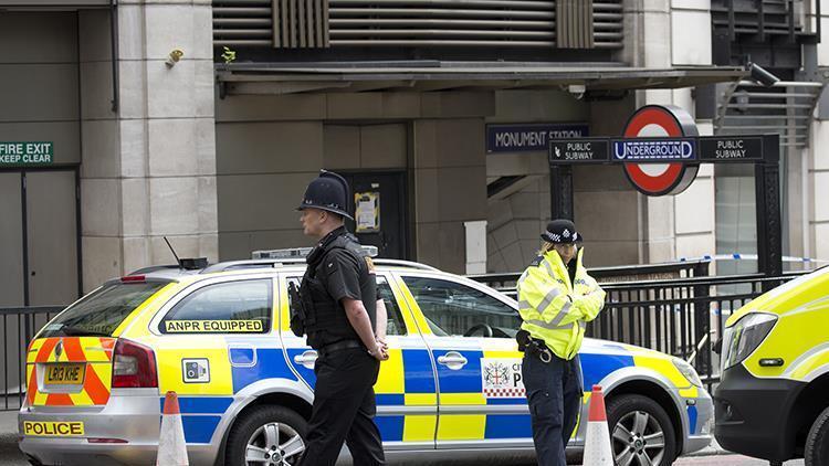 Londra polisinden terörle uğraş operasyonları. 8 kişi gözaltına alındı