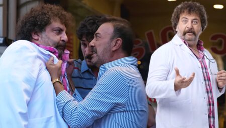 Meraklı eczacı ‘Sıcak Büfe’ye ilaç üzere geldi! ‘Mahallede tıkılıp kalmış bir kalfa’