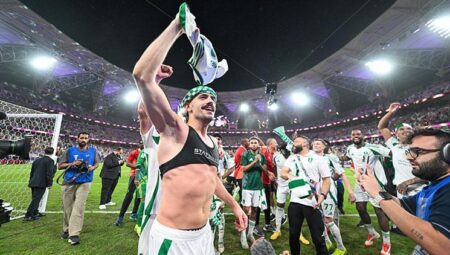 Merih Demiral tarihe geçti! Al Ahli, Asya Şampiyonlar Ligi şampiyonu