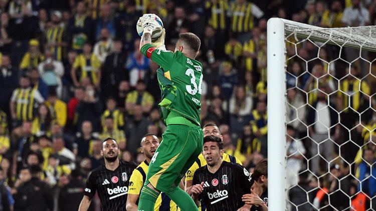Mert Günok, dönem rekorunu kırdı!