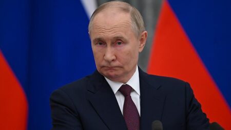 Putin: Rusya-Arap doruğu düzenleyeceğiz
