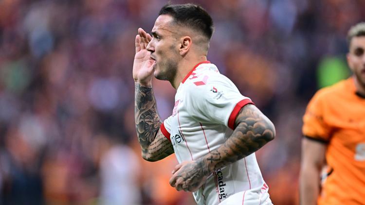 Rey Manaj, Sivasspor’un Samsun kafilesinde yer almadı!