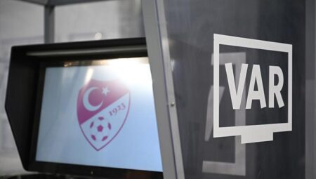 Trabzonspor – Galatasaray maçının VAR hakemi aşikâr oldu!