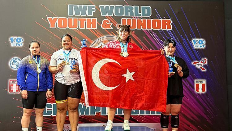 Ulusal halterci Fatmagül Çevik, dünya şampiyonu