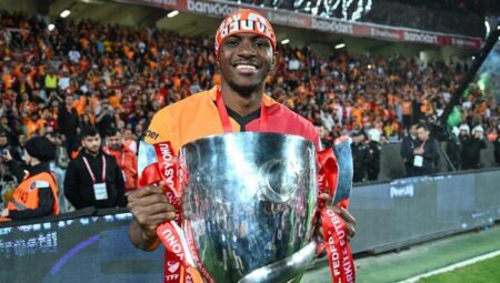 Victor Osimhen’den Mario Jardel’e teşekkür!