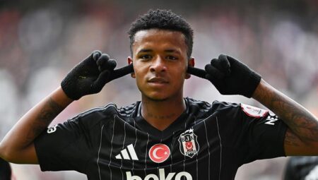 Beşiktaş’ta Keny Arroyo 11’e göz kırptı