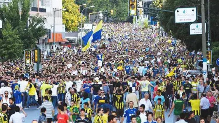 Büyük Fenerbahçe Yürüyüşü ne vakit ve nerede yapılacak? Fenerbahçe taraftar kümesinin organize ettiği yürüyüşün ayrıntıları aşikâr oldu!