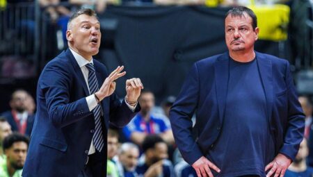 Ergin Ataman, rakibi Jasikevicius’a karşı üstün!