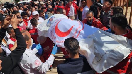 İsrail Gazze’de sıhhat çalışanlarını amaç alıyor: 7 Ekim’den bu yana 1580 kişi katledildi