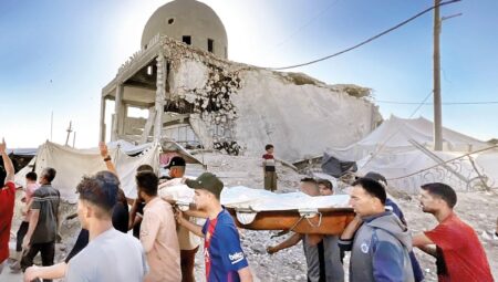 İsrail’in bombaları annenin yüreğine düştü… 10 çocuğundan 9’u taarruzda öldü