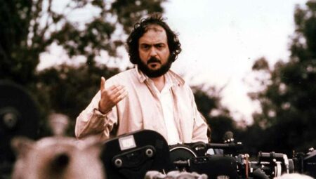 Kubrick’in birtakım kült sinemalarını çektiği meskeni satışa çıkarıldı