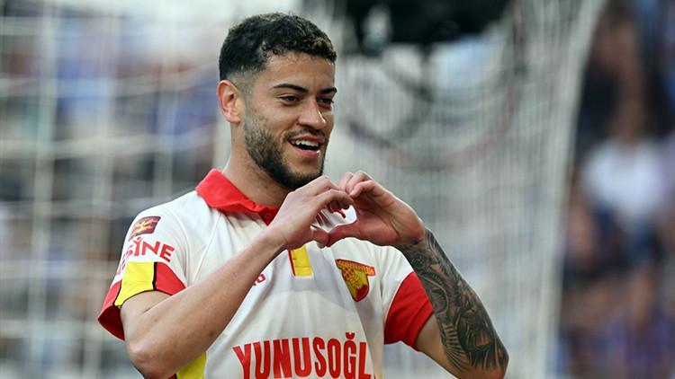 Romulo, Göztepe’de rekor peşinde