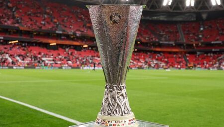 UEFA Avrupa Ligi’nde kupa 10. kere İngiltere’ye gitti!
