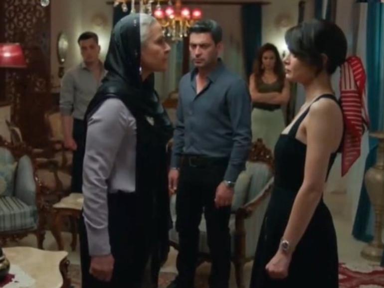 UZAK KENT SON KISIM FULL HD İZLEME EKRANI (19 Mayıs 2025 Pazartesi) || Uzak Kent 26. son kısımda Alya’yı sarsan gerçek ortaya çıktı: ‘Mine gebe…’ İşte Uzak Kent yeni kısım fragmanı!