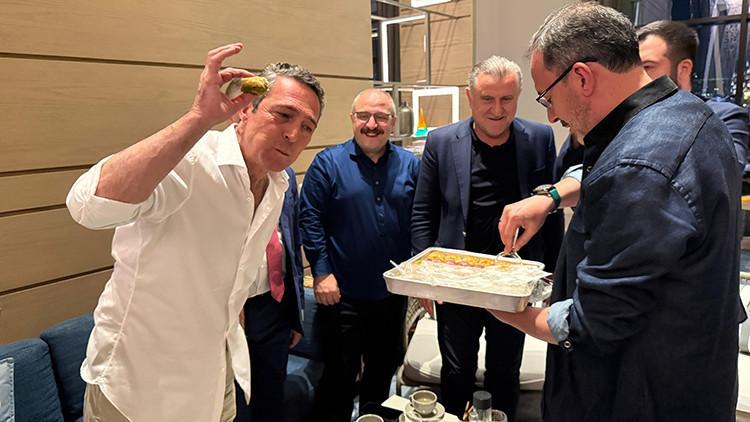Varank ve Kasapoğlu’ndan Fenerbahçe Başkanı Ali Koç’a baklava ikramı