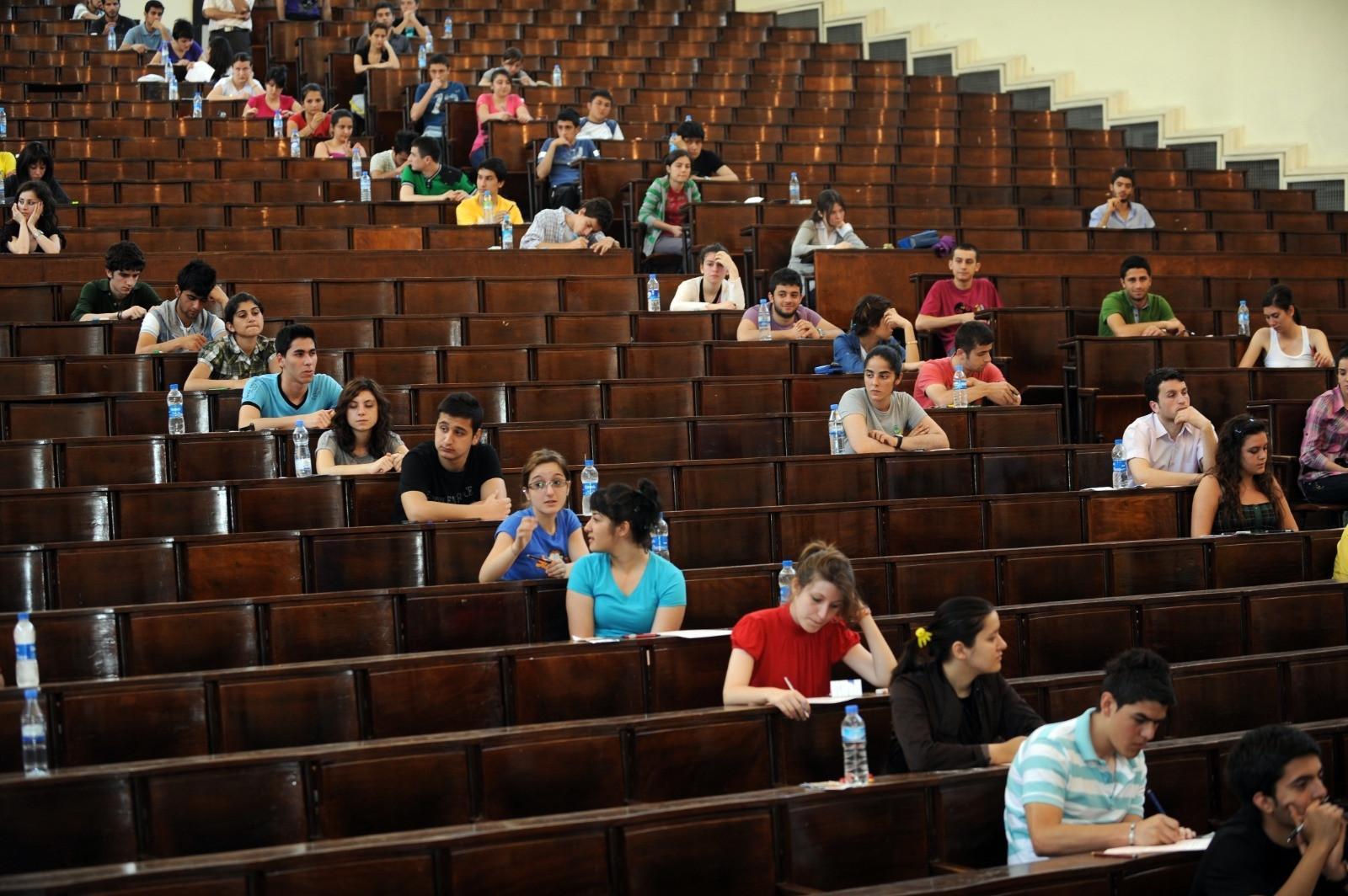 25-34 yaş kümesinin yüzde 45’i üniversite mezunu
