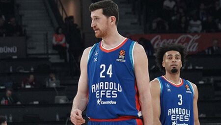 Anadolu Efes, Ercan Osmani’nin kontratını 2 yıl uzattı!