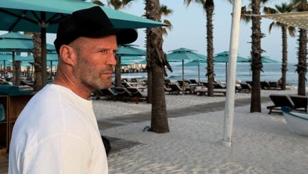Antalya’da tatil yapan Jason Statham’dan ‘Geri dönmek şahane’ paylaşımı