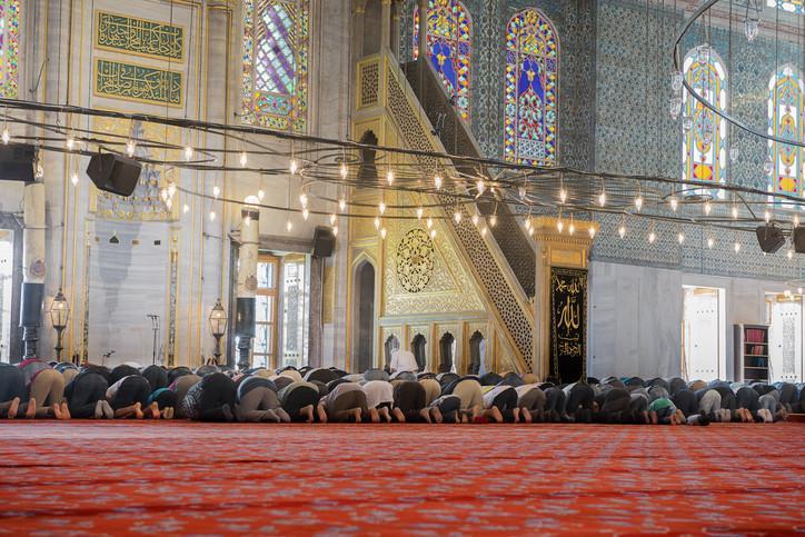 Bayram namazının kazası olur mu? Kurban Bayramı namazını kaçıran, yetişemeyen ne yapmalı?