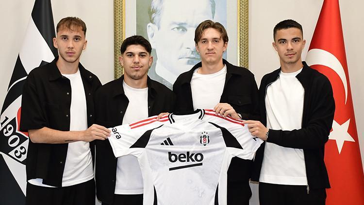 Beşiktaş, 4 genç futbolcuyla profesyonel kontrat imzaladı