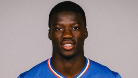 Chelsea Mamadou Sarr transferini resmen açıkladı