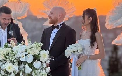 ‘Çocuklar Duymasın’ dizisinin ‘Havuç’u Furkan Kızılay evlendi