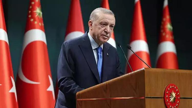 Cumhurbaşkanı Erdoğan, Harika Lig’e yükselen Fatih Karagümrük’ü tebrik etti!