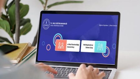 E OKUL GİRİŞ EKRANI (MEB.GOV.TR) || E- okul ne vakit kapanıyor 2025, devamsızlık girişi kapandı mı? E-okul karne notları, Takdir Teşekkür Dokümanı nasıl öğrenilir?