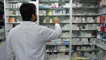 Eczaneler ne vakit açılacak? 9 Haziran Pazartesi günü eczaneler açık mı, nöbetçi eczane sistemi mi olacak?