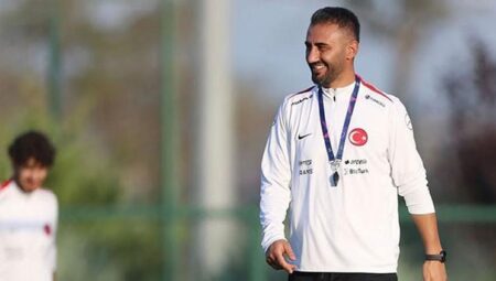 Eyüpspor’da Selçuk Şahin devri başlıyor!