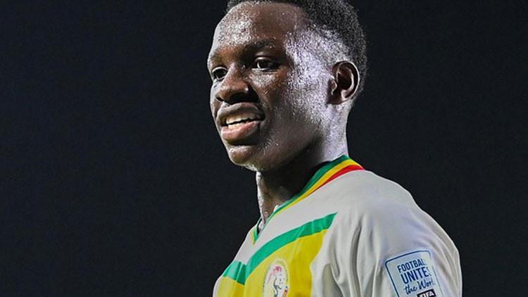 Fenerbahçe’nin birinci transferi Amara Diouf!